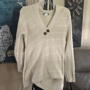 Venus size Large sweater